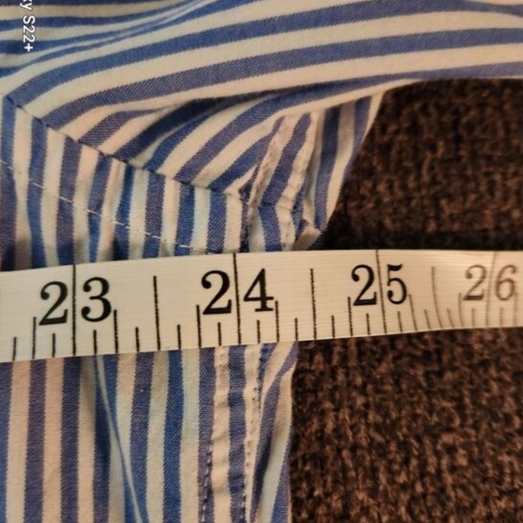 American Eagle Outfitters Athletic Fit Blue and White Striped Button-Down Shirt - Picture 6 of 8